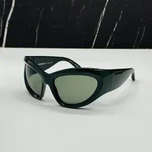 サングラス BALENCIAGA Woman Sunglasses Green BB0228S 002 balenciaga-bb0228s-002-green-